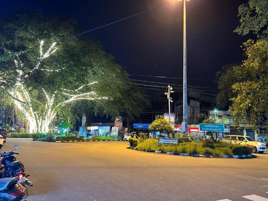 La Casa Trivandrum 4 Bhk Ac Luxury Villa At City Centre, Just 6 Kms To Airport Thiruvananthapuram Exteriér fotografie