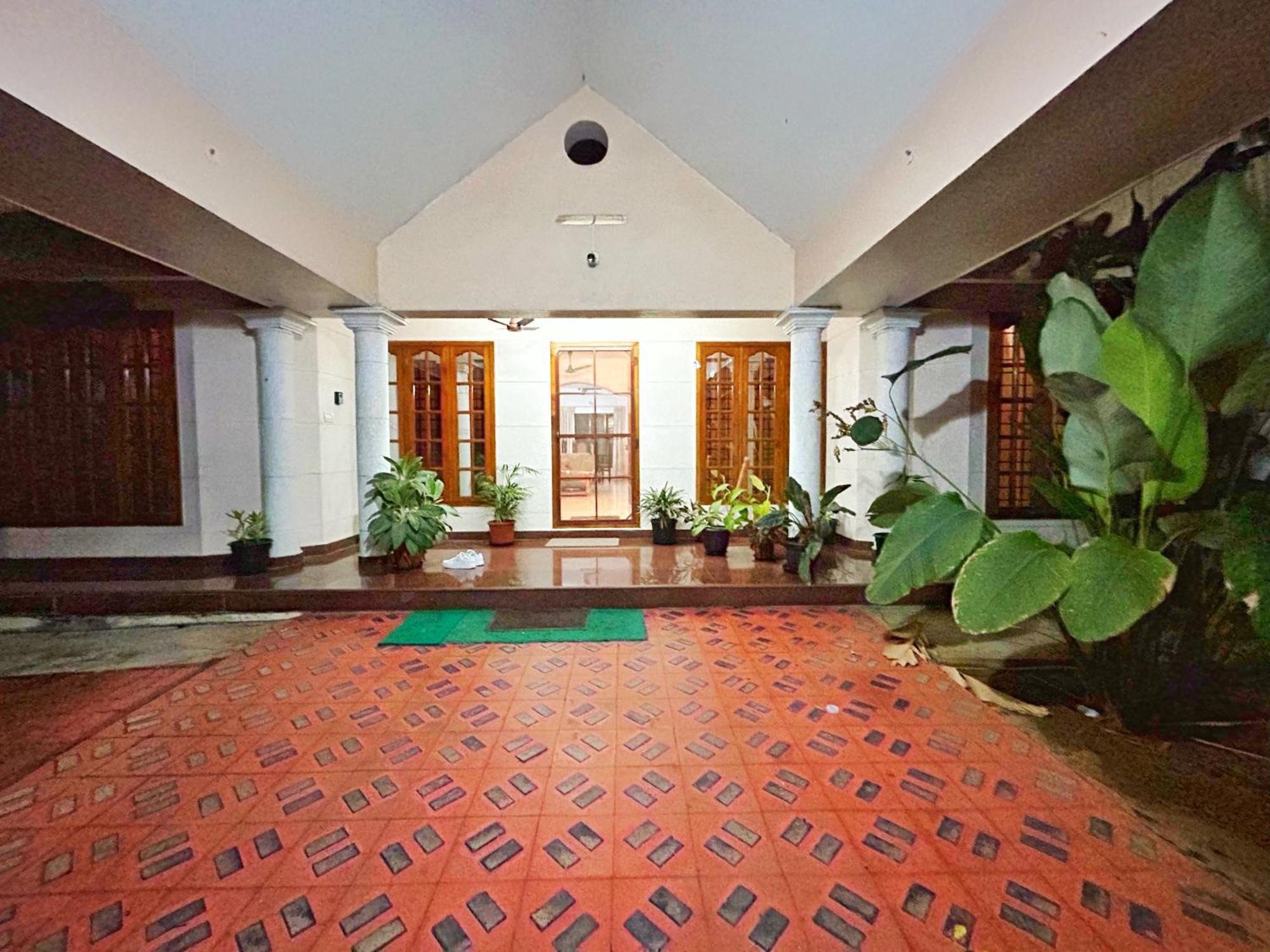 La Casa Trivandrum 4 Bhk Ac Luxury Villa At City Centre, Just 6 Kms To Airport Thiruvananthapuram Exteriér fotografie