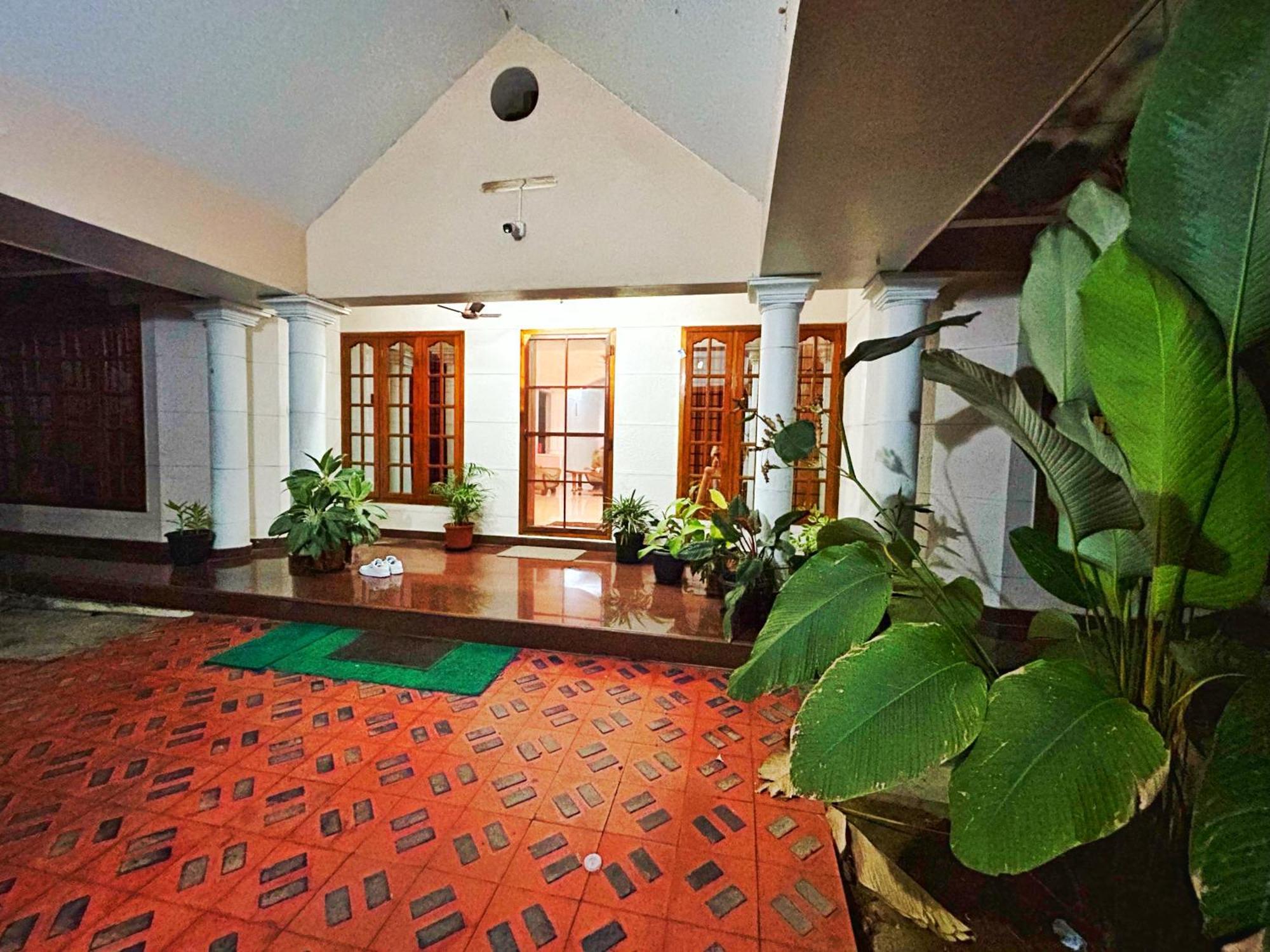 La Casa Trivandrum 4 Bhk Ac Luxury Villa At City Centre, Just 6 Kms To Airport Thiruvananthapuram Exteriér fotografie